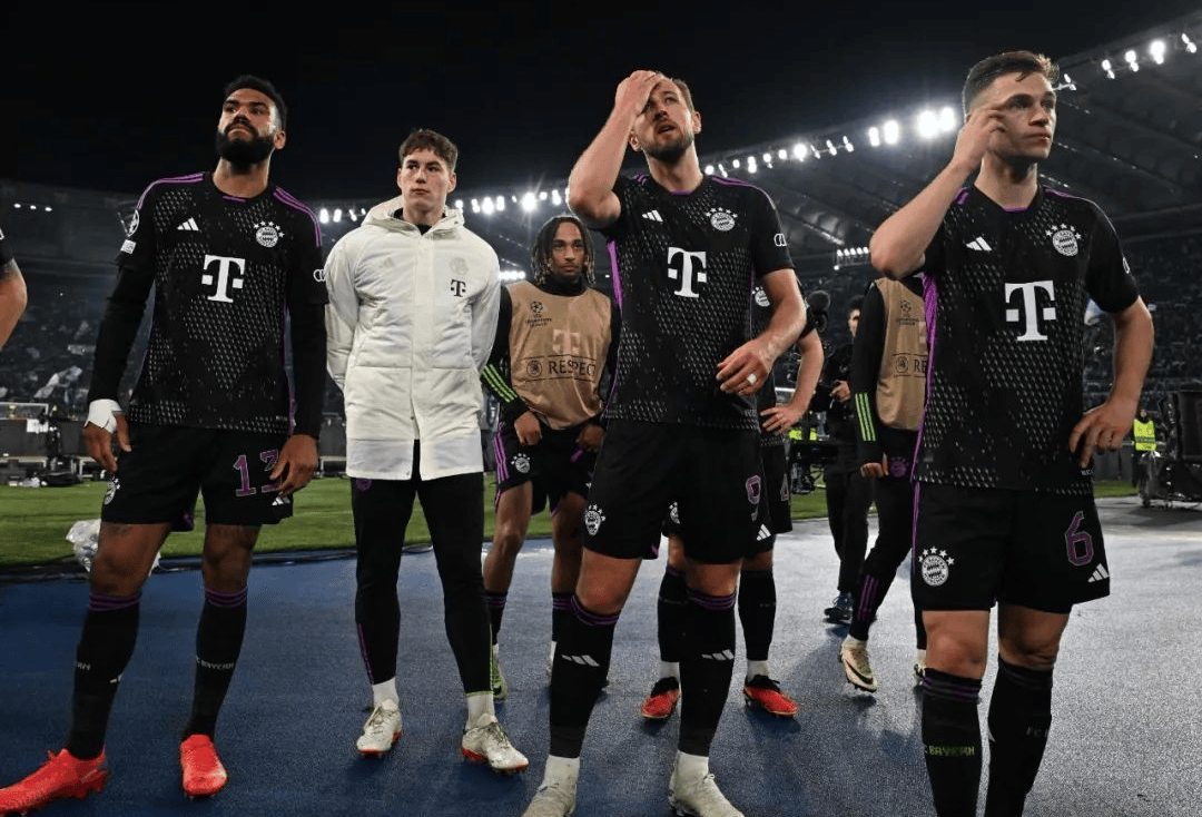 TA：球员版长袖球衣全面回归，实现从性能到美学的个性表达（TA：球员版长袖球衣重磅回归，以性能与美学共振诠释个性）