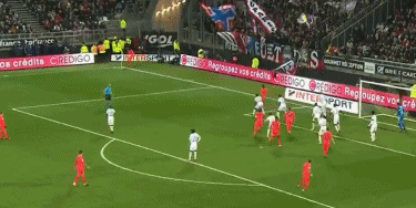 尴尬，阿隆索执教皇马的欧冠战绩是2019年索拉里之后最差（阿隆索执教皇马欧冠成绩创2019年索拉里以来新低）