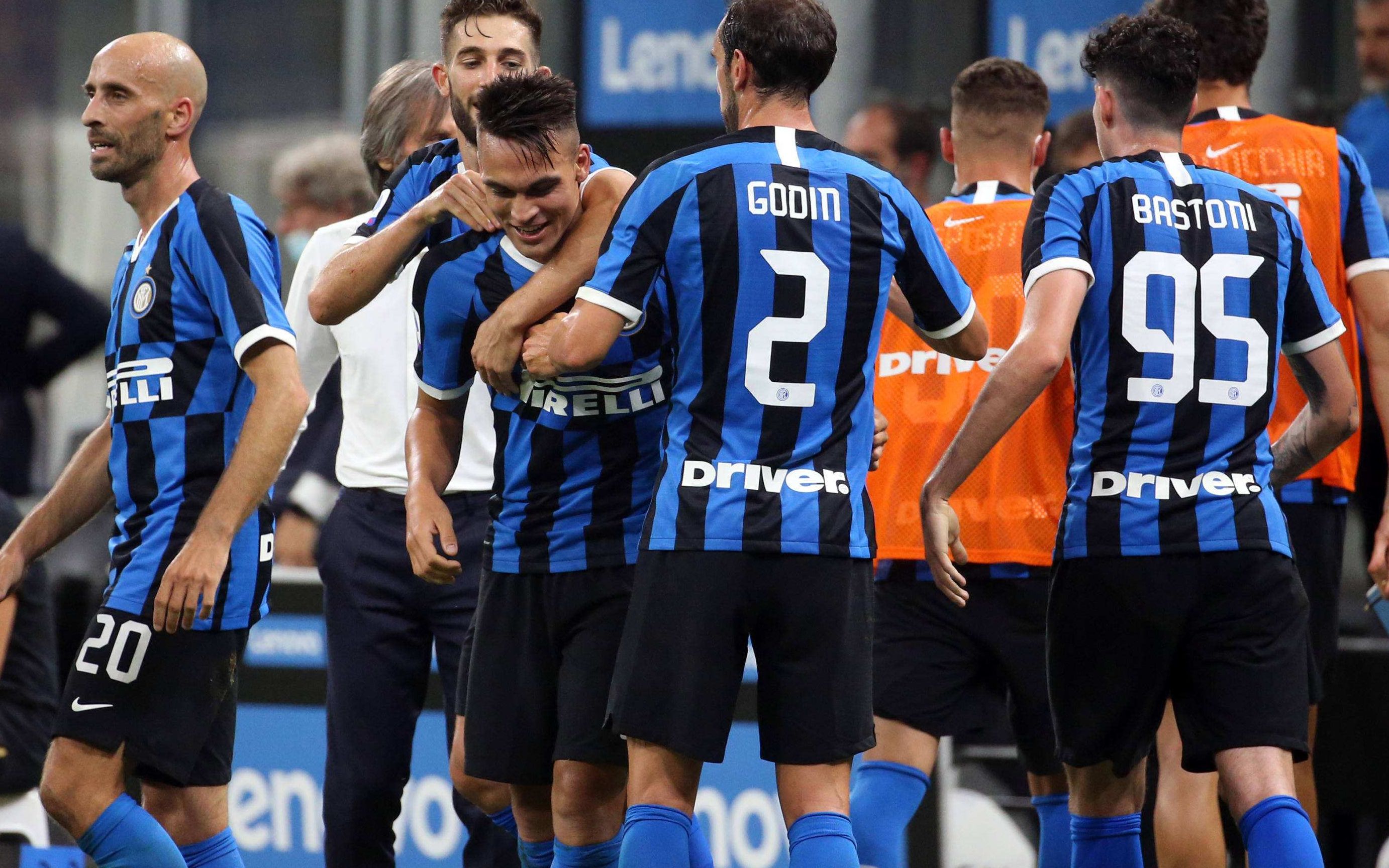 曼城斯特林关键进球锁定三分（斯特林制胜球助曼城收获三分）