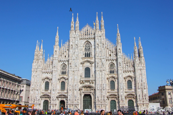 德甲进球榜：拜仁44球领跑！药厂、法兰克福并列第2！（德甲进球榜：拜仁轰44球登顶，勒沃库森与法兰克福并列次席）