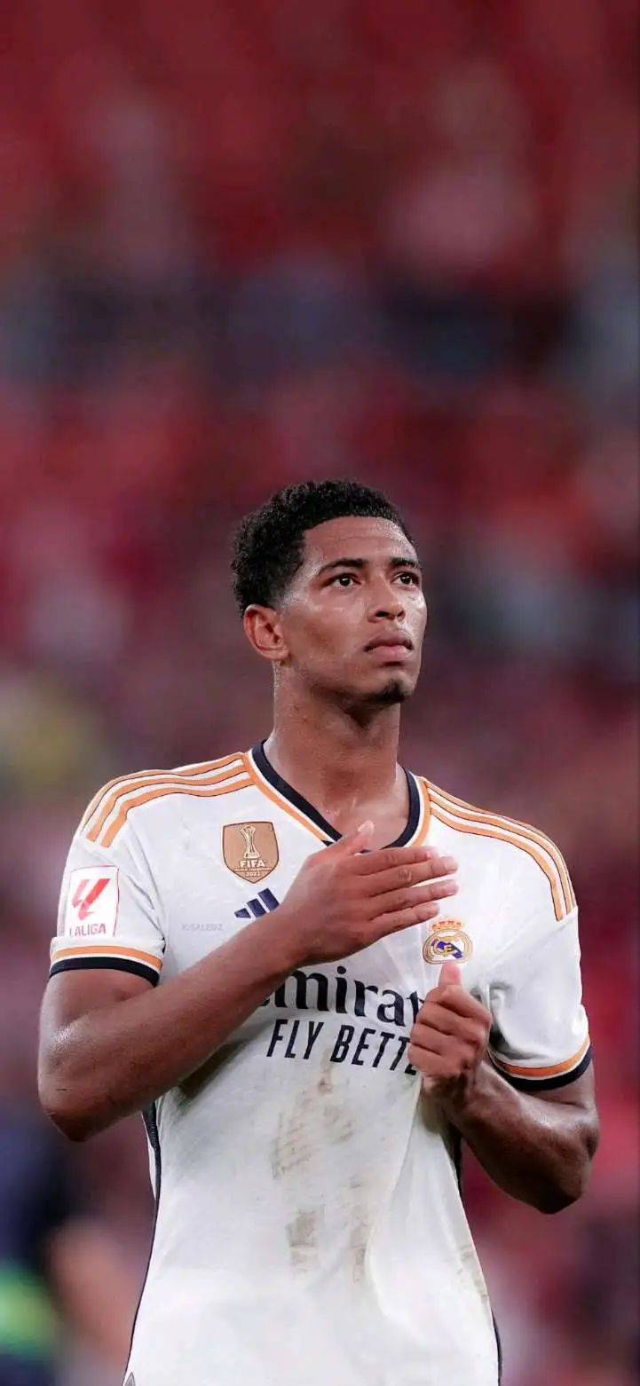 拜仁3比1逆转葡萄牙体育，欧冠小组赛六轮全胜（拜仁3-1翻盘葡萄牙体育，欧冠小组赛豪取六连胜）