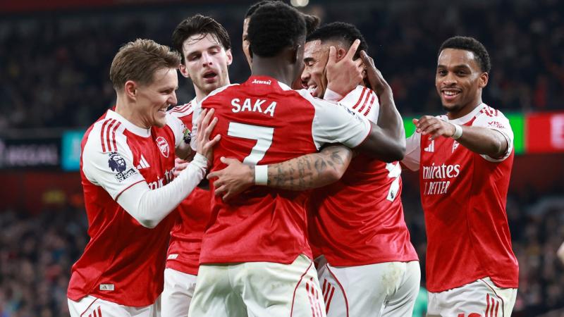 阿卡输不起的球赢了小野兔没指望的四强进了，ATP要减赛事数量了（阿卡守住关键战，小野兔意外闯四强，ATP将削减赛事数量）