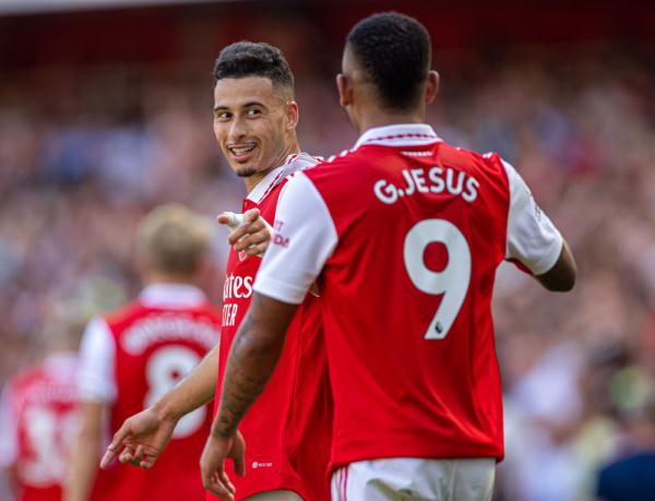 阿斯：维尼修斯希望继续为皇马效力，续约谈判已步入正轨（阿斯报：维尼修斯愿留皇马，续约进展已走上正轨）