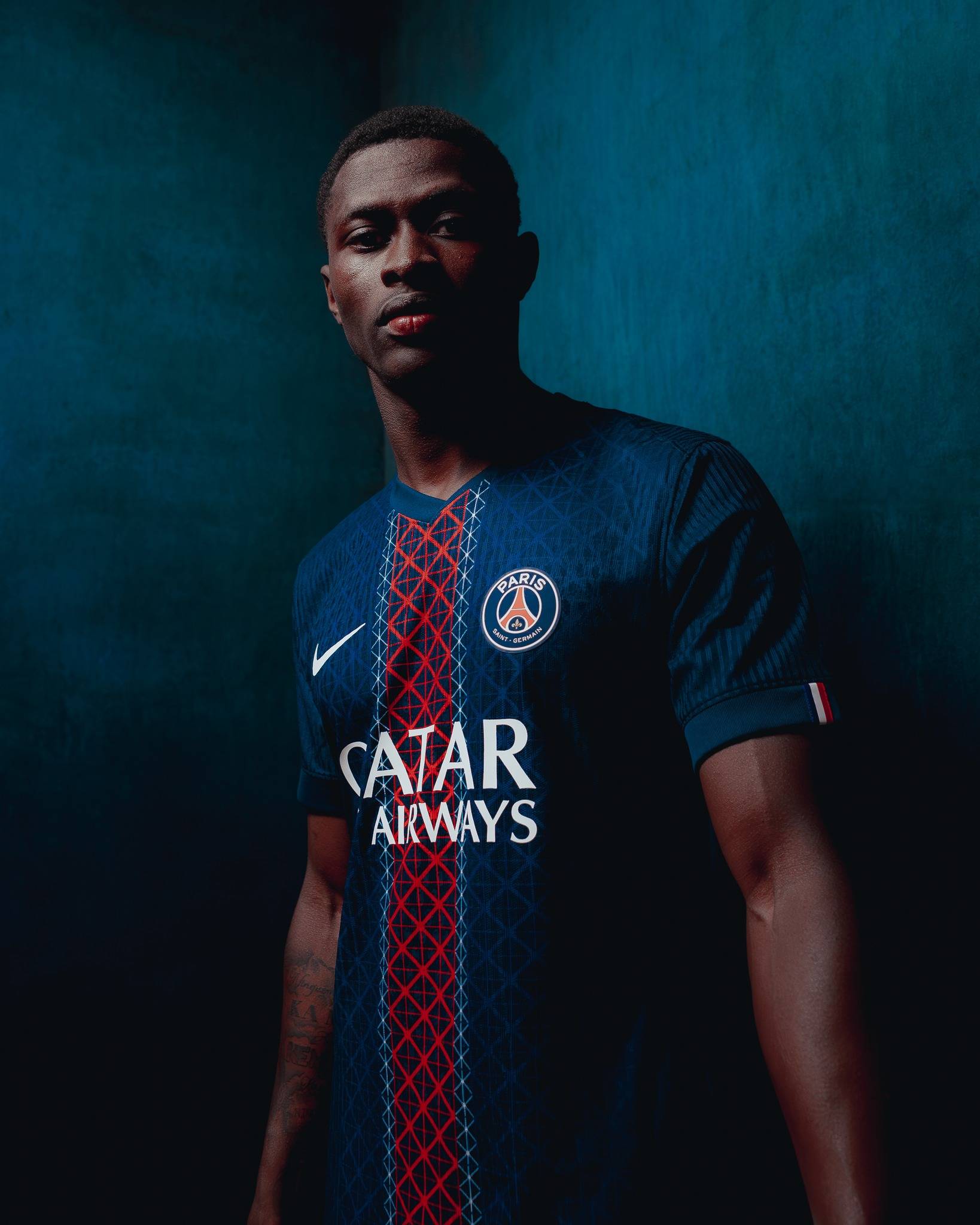 勒沃库森客场3-1莱比锡，泰里耶、希克、卡尔布雷思建功（勒沃库森客场3比1力克莱比锡，泰里耶、希克、卡尔布雷思先后破门）