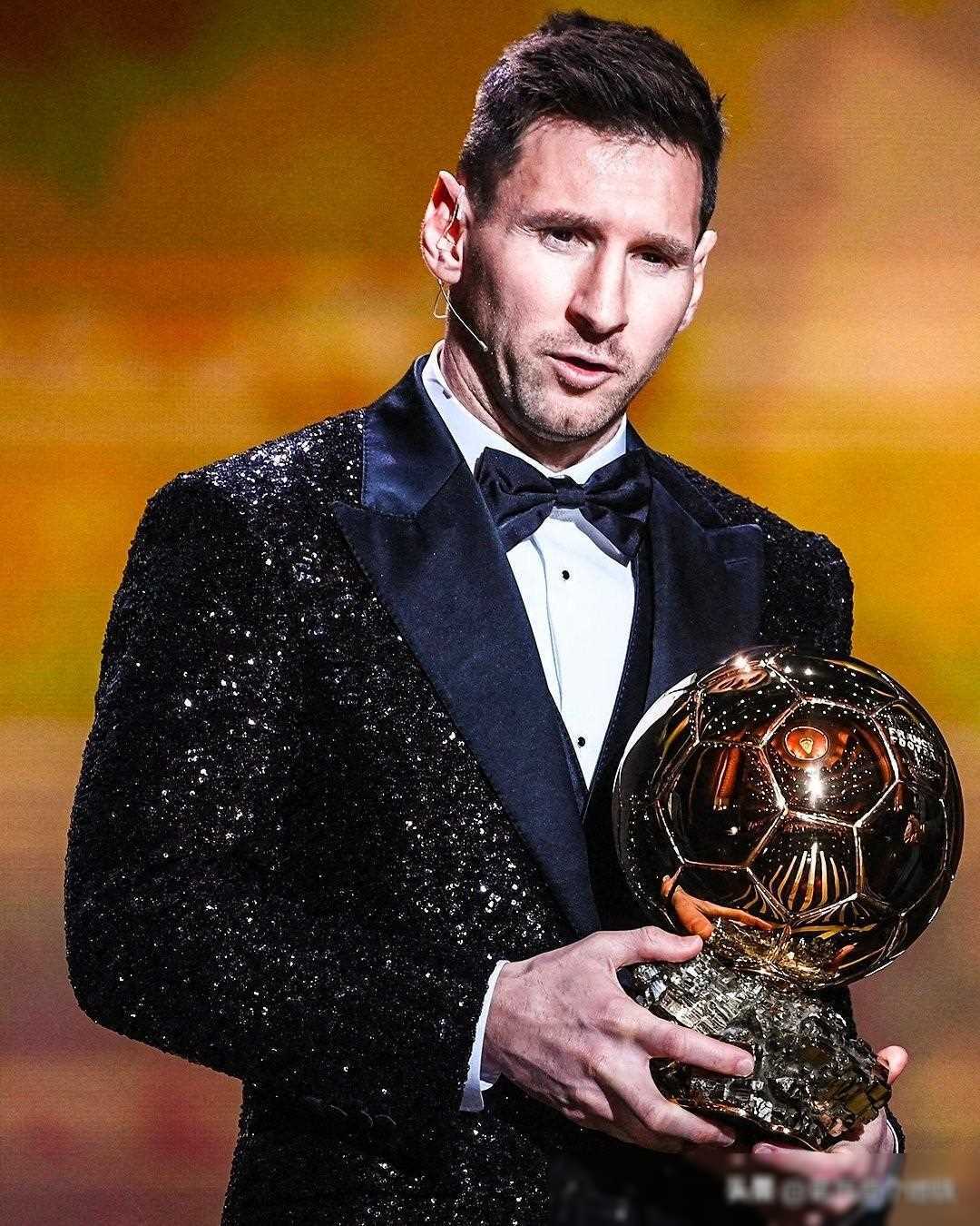 老将替补改变局势，主帅称其不可替代（老将替补力挽狂澜，主帅称其无人可替）