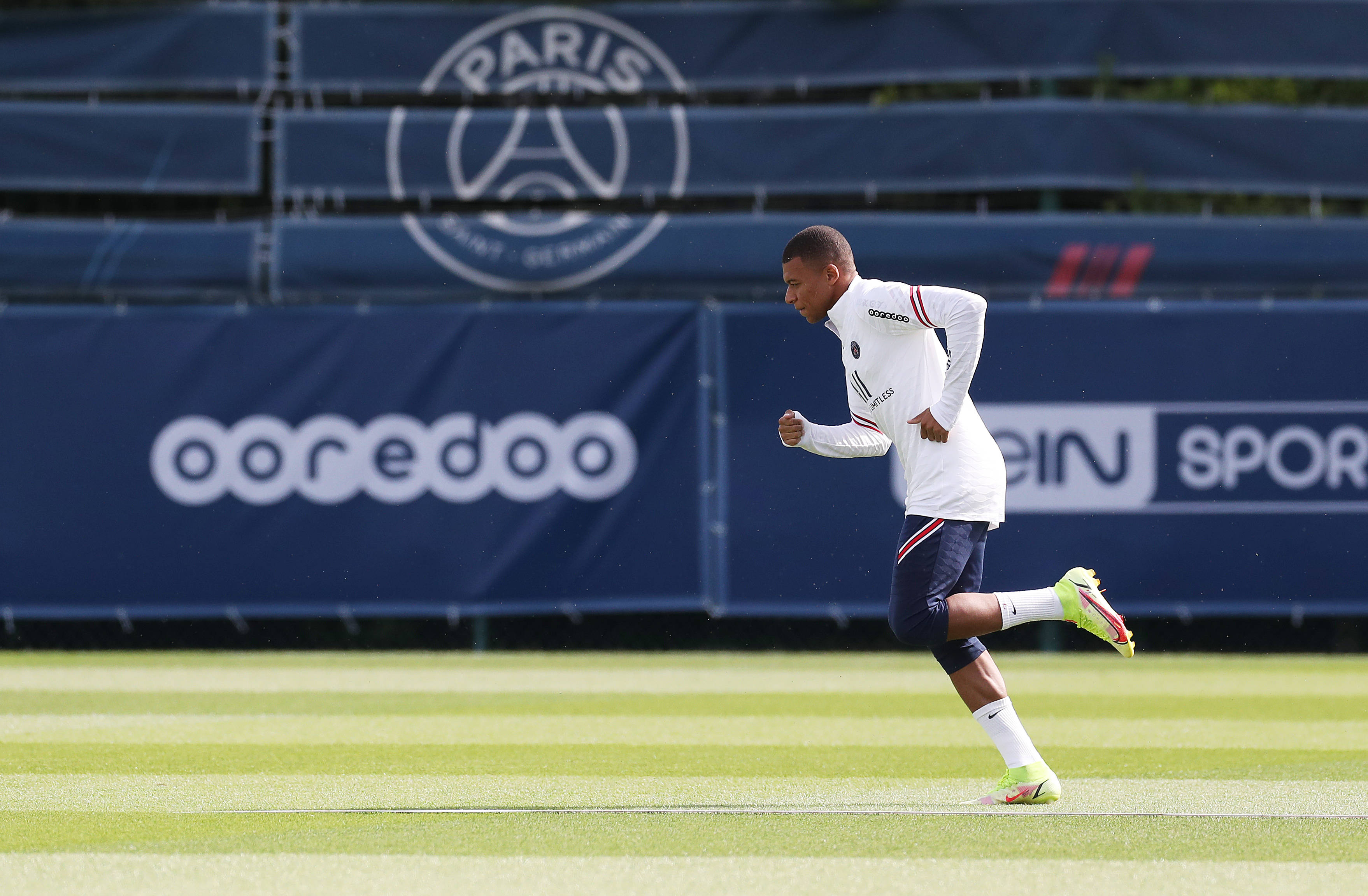 亚特兰大2-1逆转切尔西，德凯特拉雷传射，斯卡马卡建功（德凯特拉雷传射、斯卡马卡进球，亚特兰大2-1逆转切尔西）