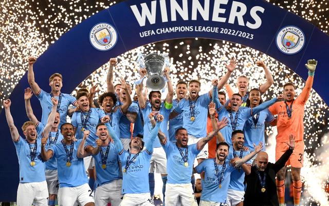 意甲三分制时代罗马第6次前11场24+分，前5次最终均排名前三（意甲三分制以来罗马第6次前11轮24分以上，此前5次最终均进前三）