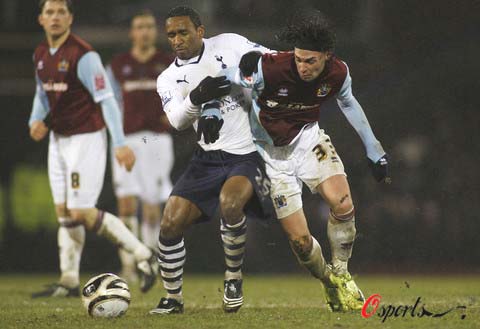 科贝：瓦伦与格拉续约谈判进展顺利，米兰马竞曼联仍在关注他（科贝电台：瓦伦西亚与格拉续约顺利推进，米兰、马竞、曼联仍在关注）