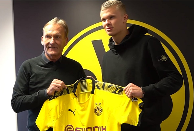 乒乓球混合团体世界杯：中国队取四连胜（中国队在乒乓球混合团体世界杯豪取四连胜）