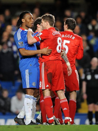 队报评法国队的2025：杜埃最佳新人、姆巴佩MVP（《队报》评选法国队2025：杜埃当选最佳新人，姆巴佩荣膺MVP）