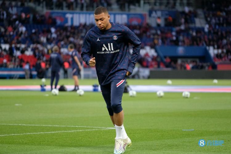 TA：赢球正成为枪手的一种习惯；诺伊尔在定位球防守上很脆弱（TA：枪手赢球渐成常态；诺伊尔在定位球防守上暴露短板）