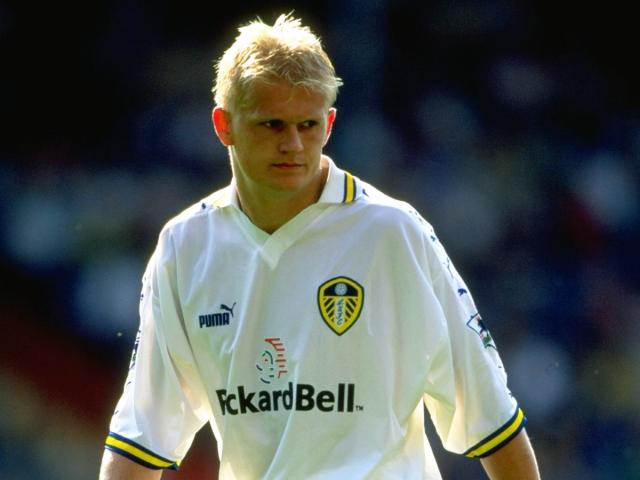 卡尔vs弗赖堡数据：传射建功，完成4次过人+3次抢断（卡尔对阵弗赖堡数据：传射齐发，4次过人与3次抢断）